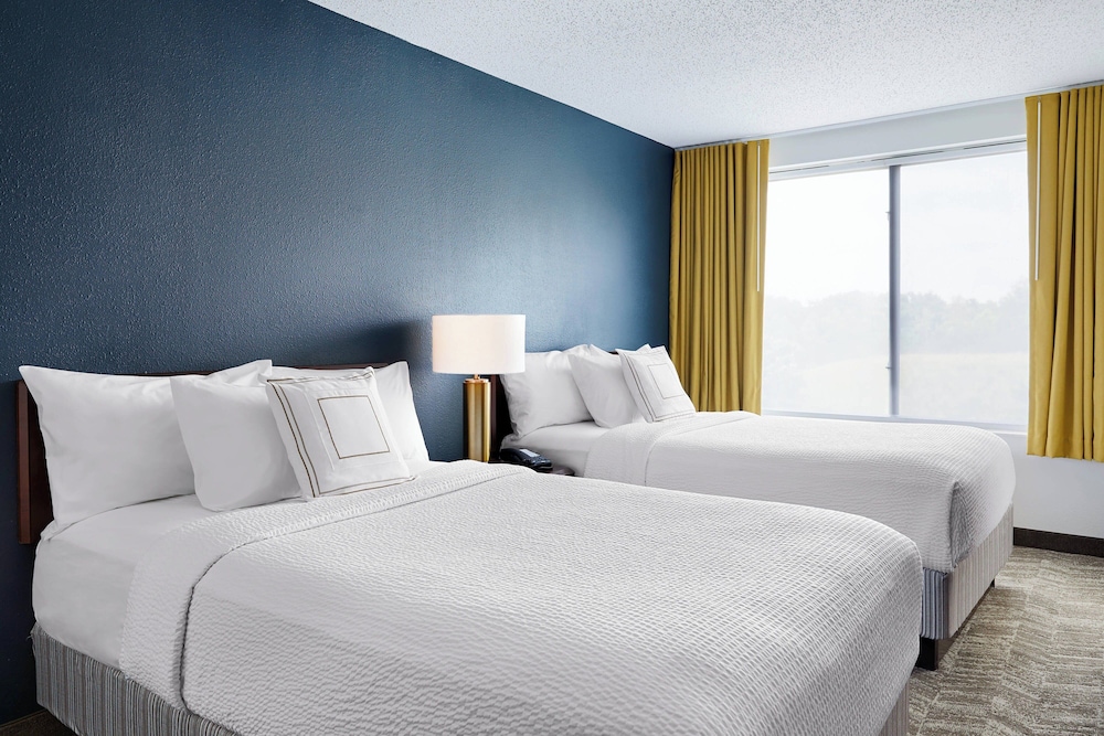 Suite, 2 Double Beds - Photo 2