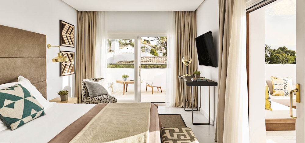 Nobu Suite