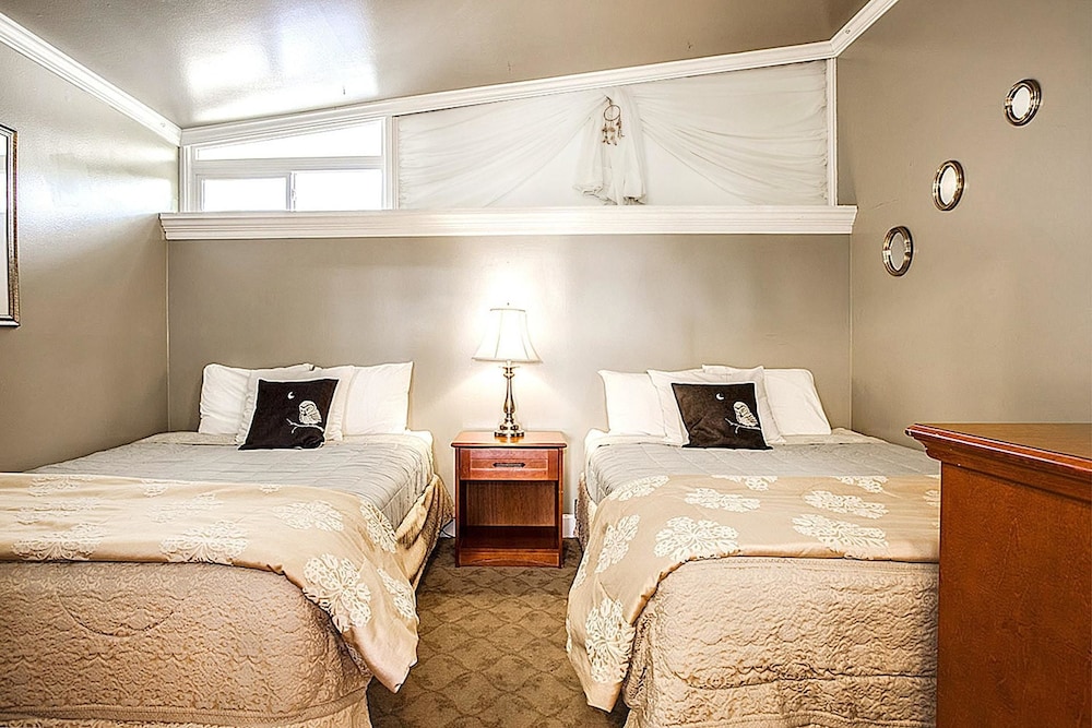 Condo, 2 Queen Beds photo 2