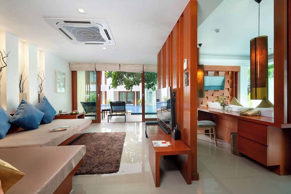 Beachfront Pool Villa - Free Daily Minibar - Photo 3
