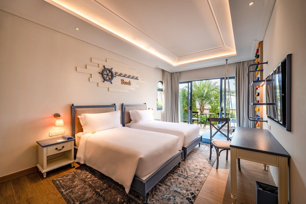 Villa, 1 King Bed, Private Pool - Photo 2