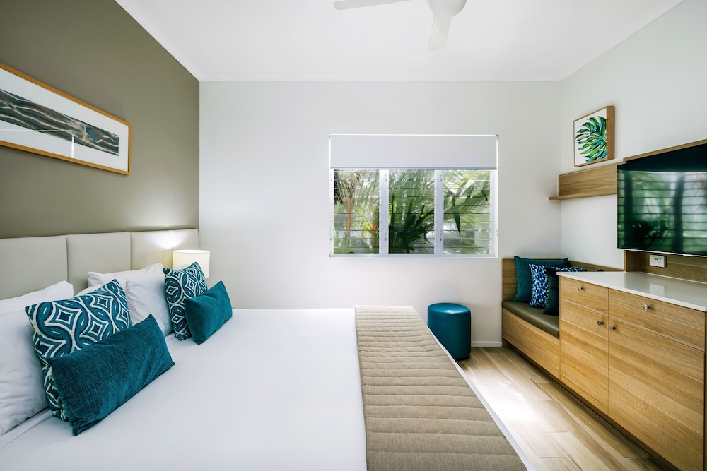 Room (Hotel) - Photo 2