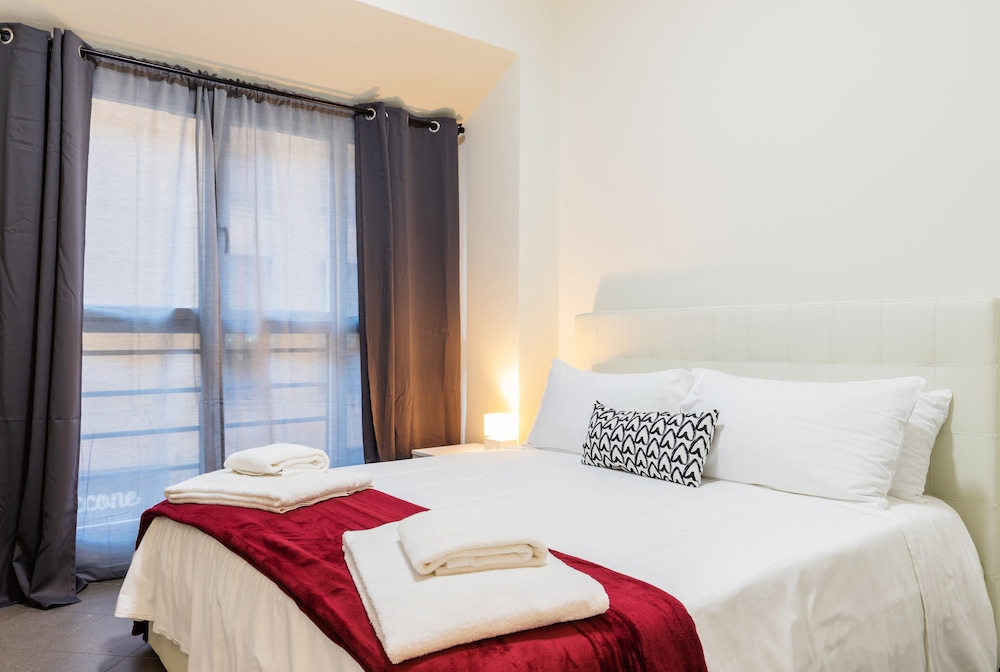 Deluxe Apartment (Via del torchio 4)