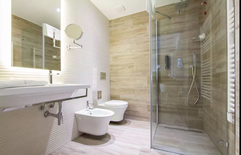 Triple Room (Rolex) photo 2