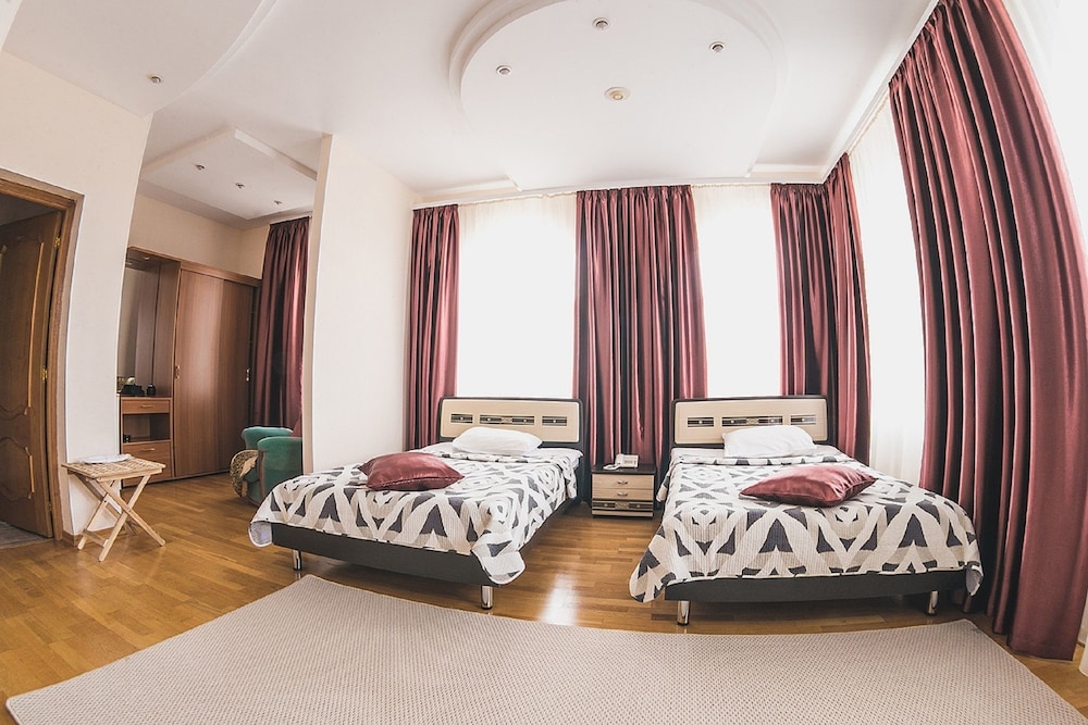 Deluxe Twin Room photo 3