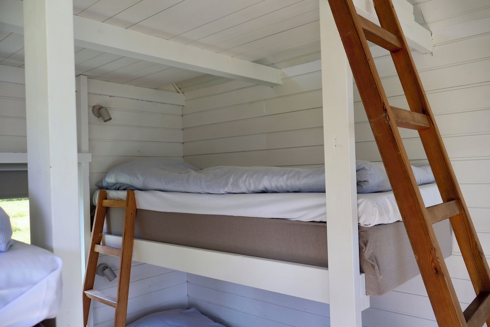 Cabin, Multiple Beds, Non Smoking photo 2