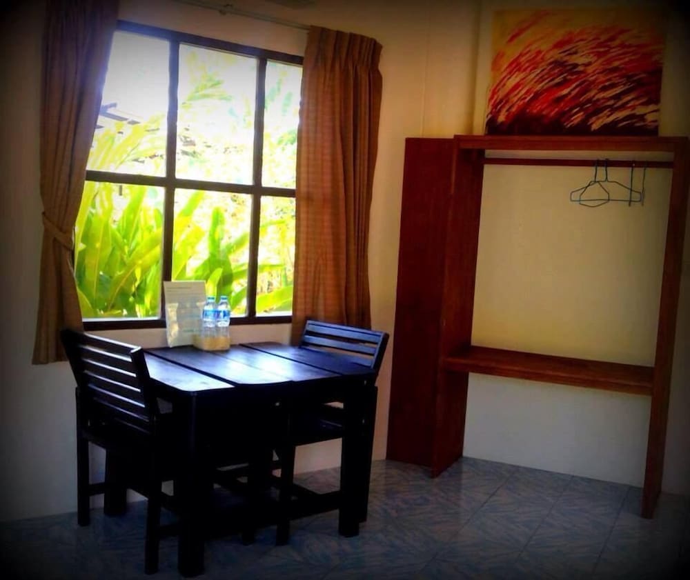 Bungalow With Air-Con photo 3