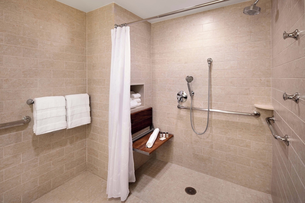 Superior Room, 1 King Bed - Photo 8