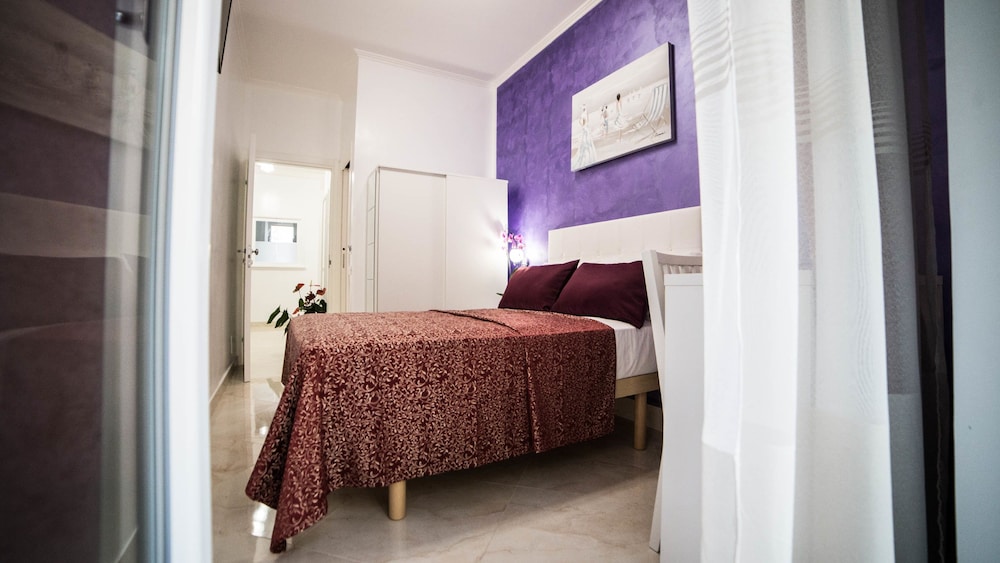 Deluxe Single Room, Balcony (Num. 2)