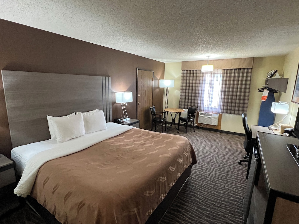 Room, 1 King Bed, Accessible, Non Smoking photo 1