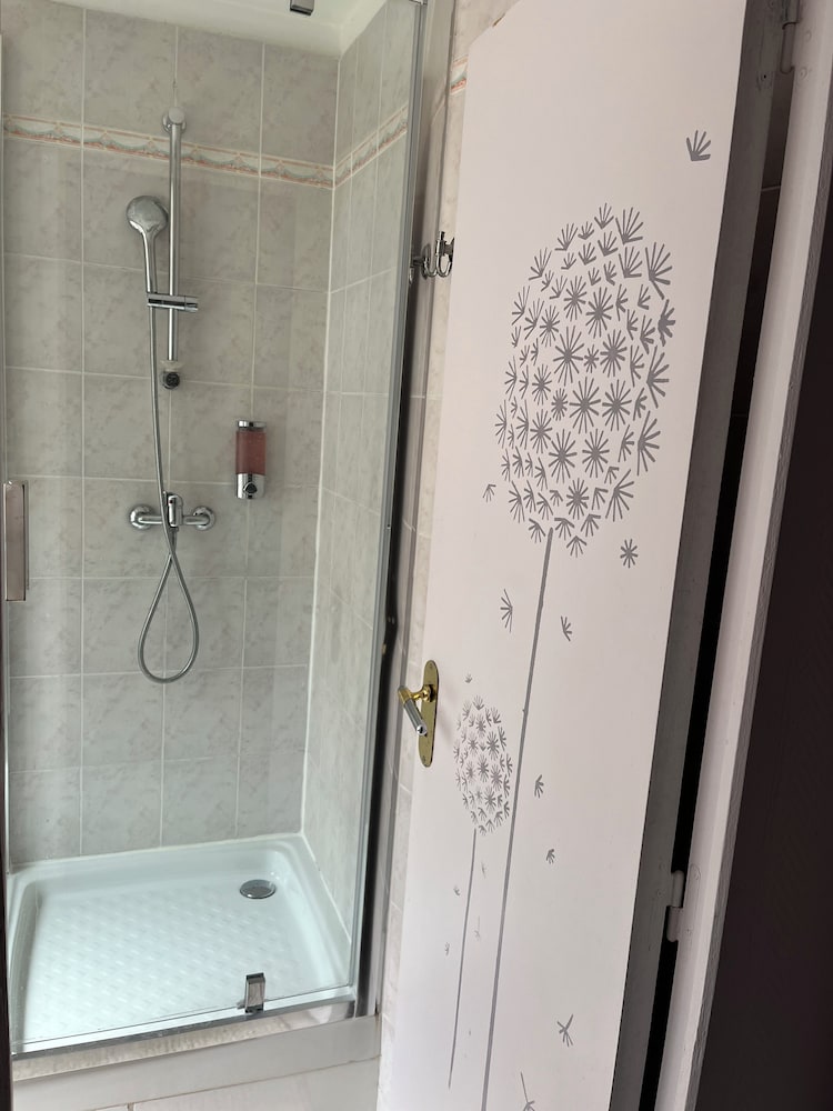 Chambre Double Classique, 1 lit double, vue Cloys photo 3