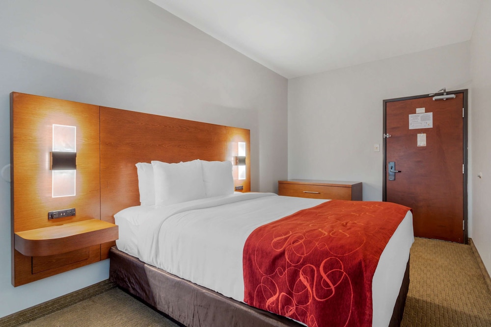 Suite, Multiple Beds, Non Smoking photo 3