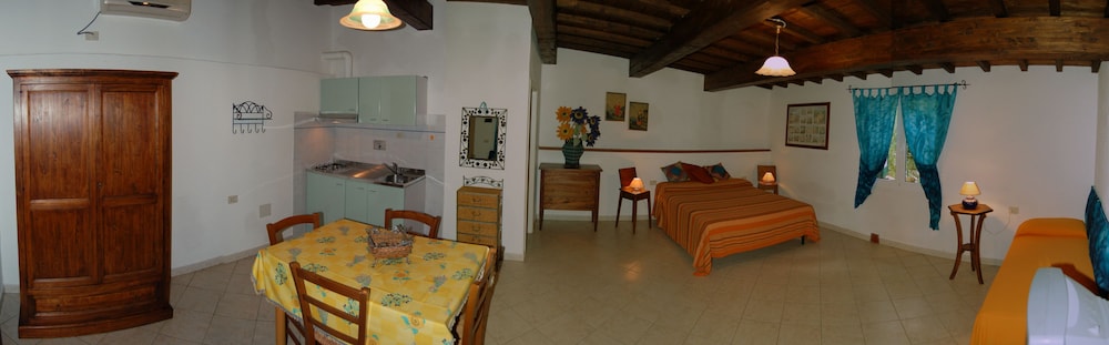 Studio, Kitchenette, Ground Floor