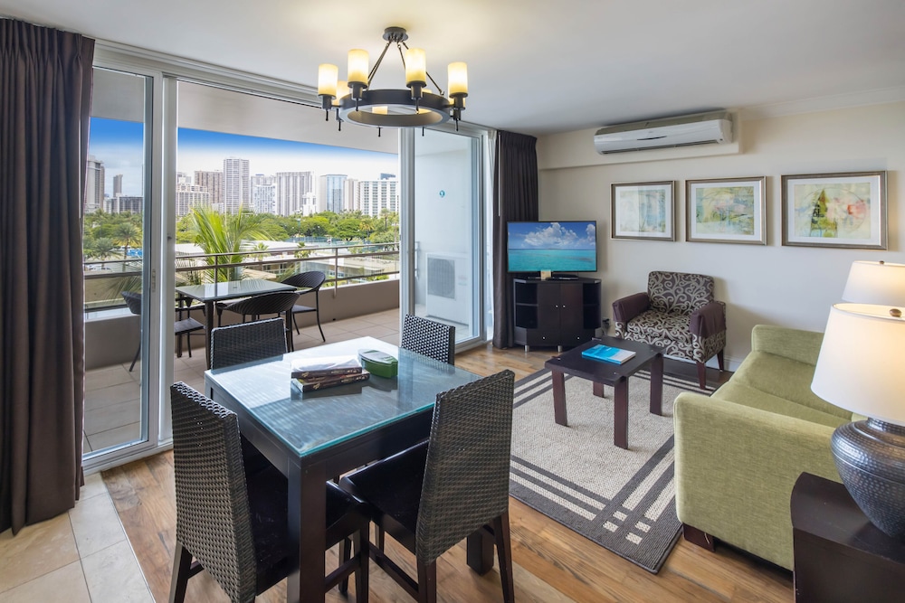 Condo, 1 Bedroom, City View - Photo 5