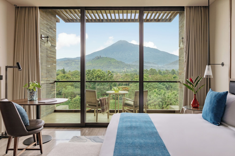 Deluxe Room (Red Level Mount Meru View (2AD+1CH)) - Photo 7