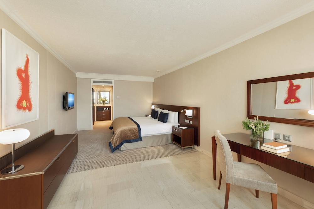 Club Suite, 1 Bedroom, Balcony (Club Louge Access, Acropolis View) photo 1