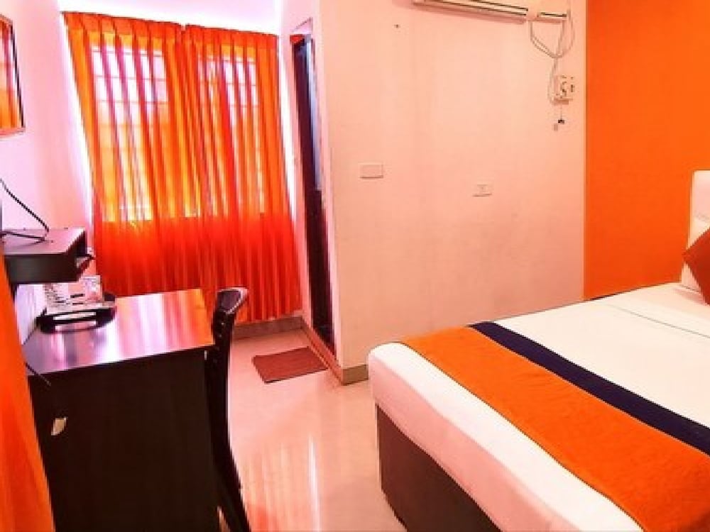 Standard Room (AC) photo 3