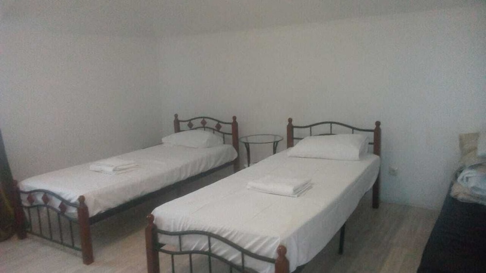 Family Quadruple Room photo 1