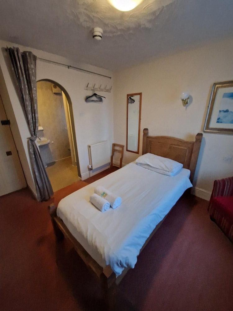 Standard Single Room, 1 Bedroom, Mountain View photo 2