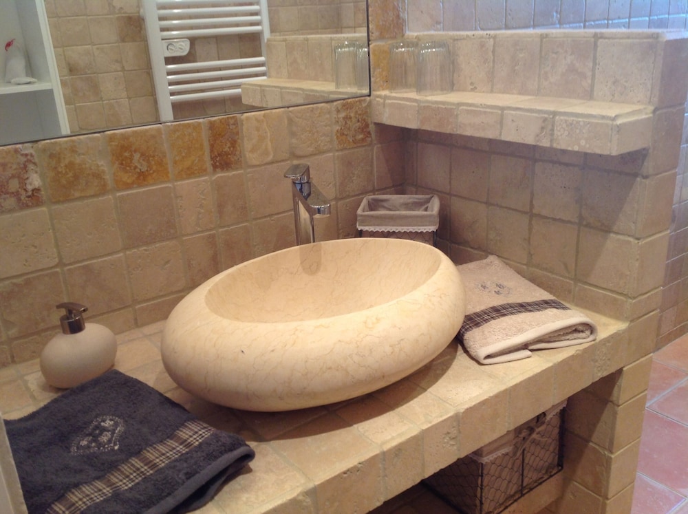 Double Room (Mimosa) photo 2