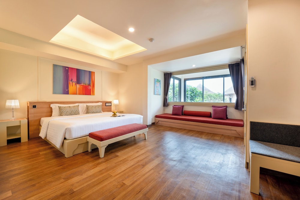 Two Bedrooms Duplex Pool Side - Photo 4
