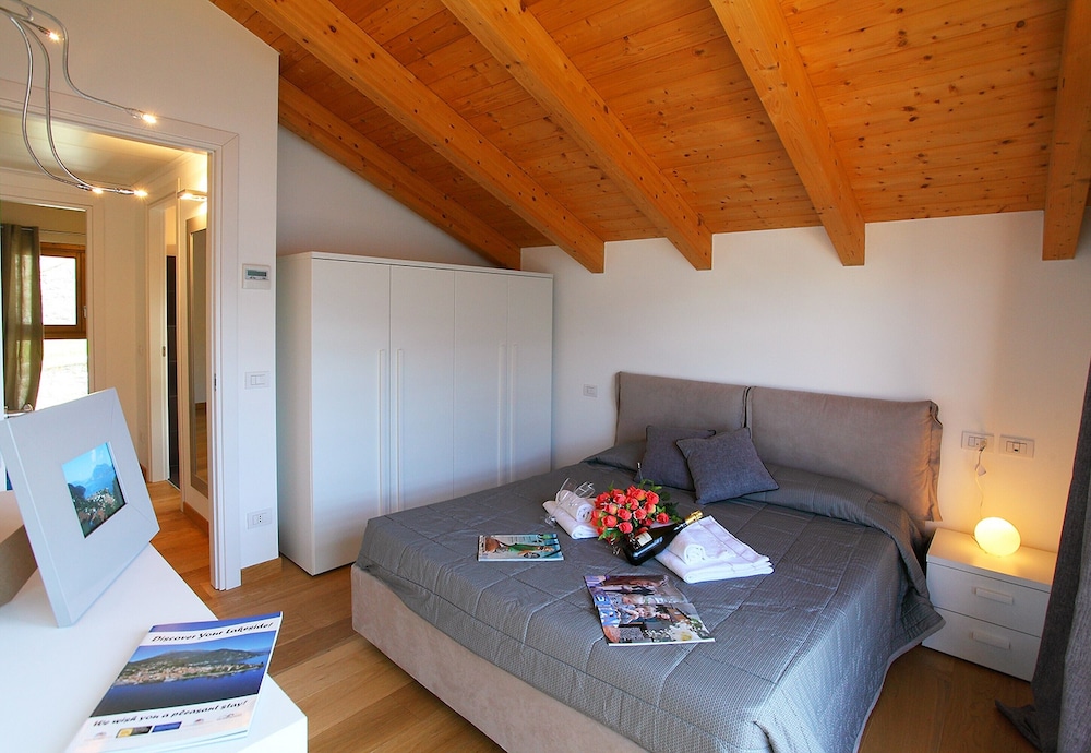 Family Apartment, Multiple Bedrooms, 2 Bathrooms, Mountainside (Riva Bellano Margherita 2) photo 3