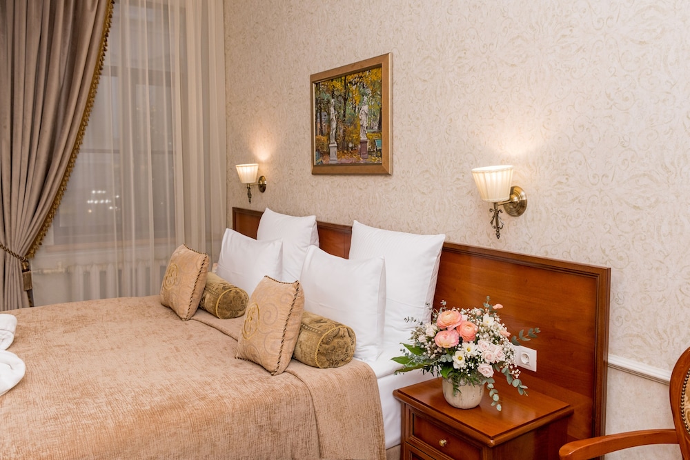 Deluxe Double or Twin Room photo 3