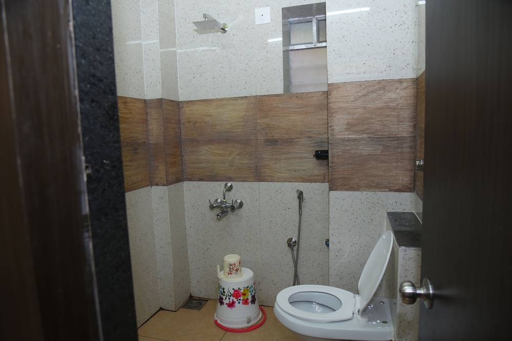 Deluxe Room - Photo 2