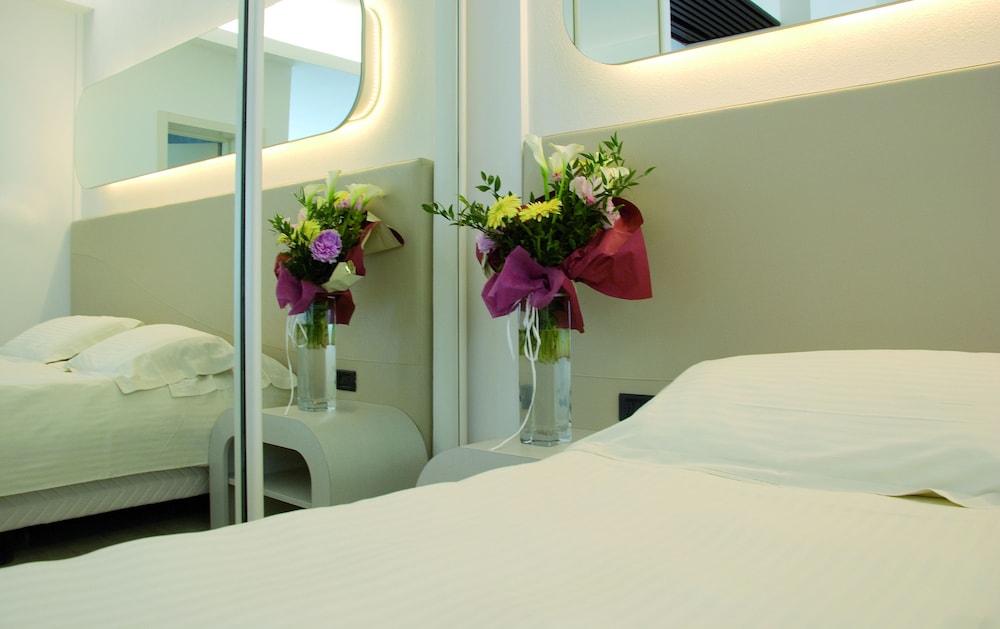Superior Double or Twin Room photo 2