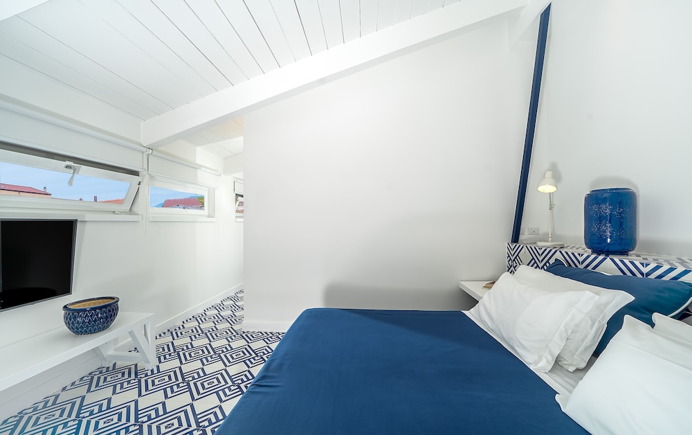 Attic Superior Room photo 3