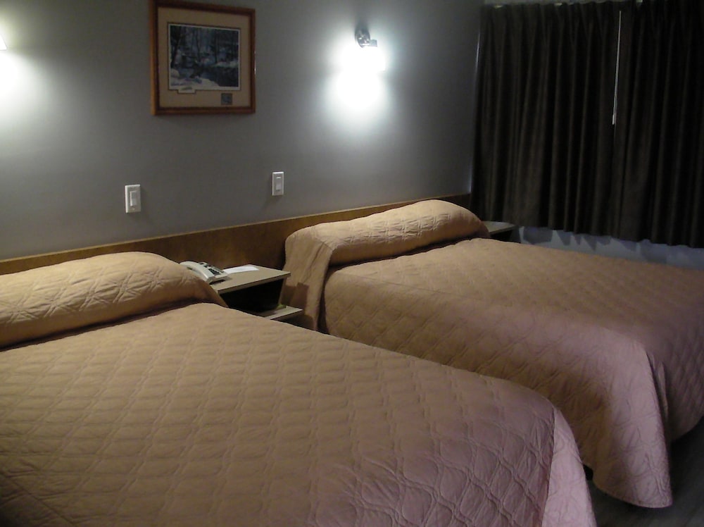 Standard Room, 2 Queen Beds