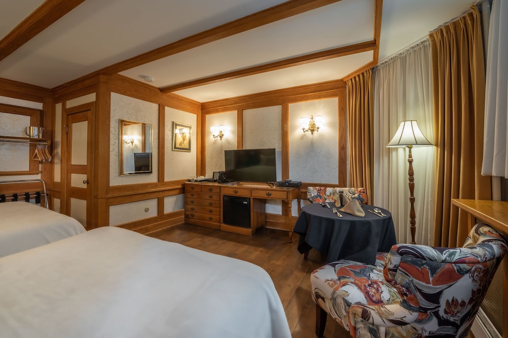 Family Double Room, 2 Double Beds, Ground Floor