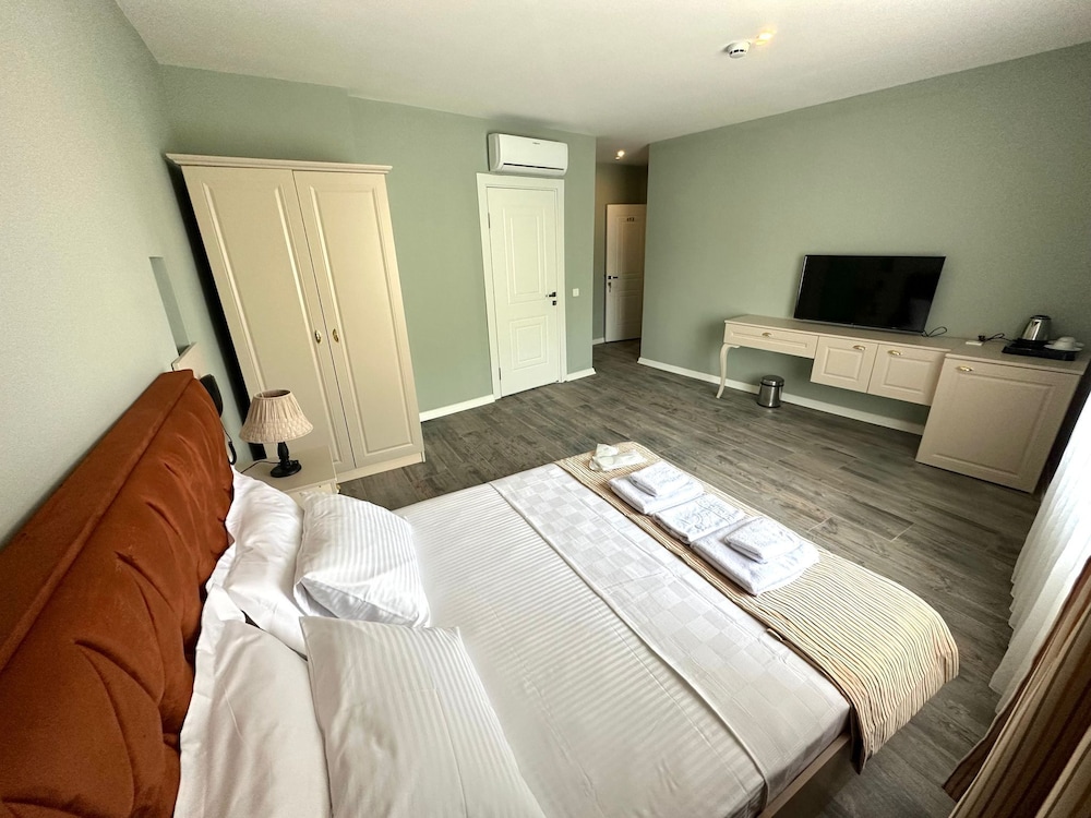 Classic Double Room - Photo 1
