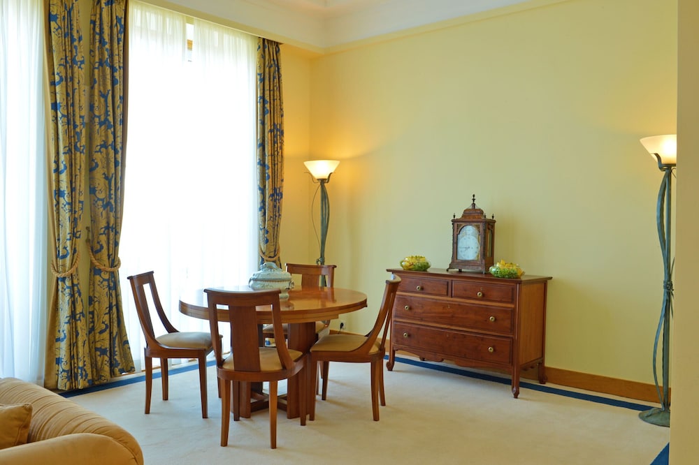 Panoramic Suite with Terrace - Photo 2