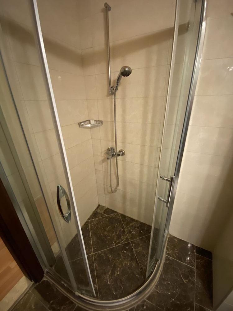 Standard Double Room - Photo 20