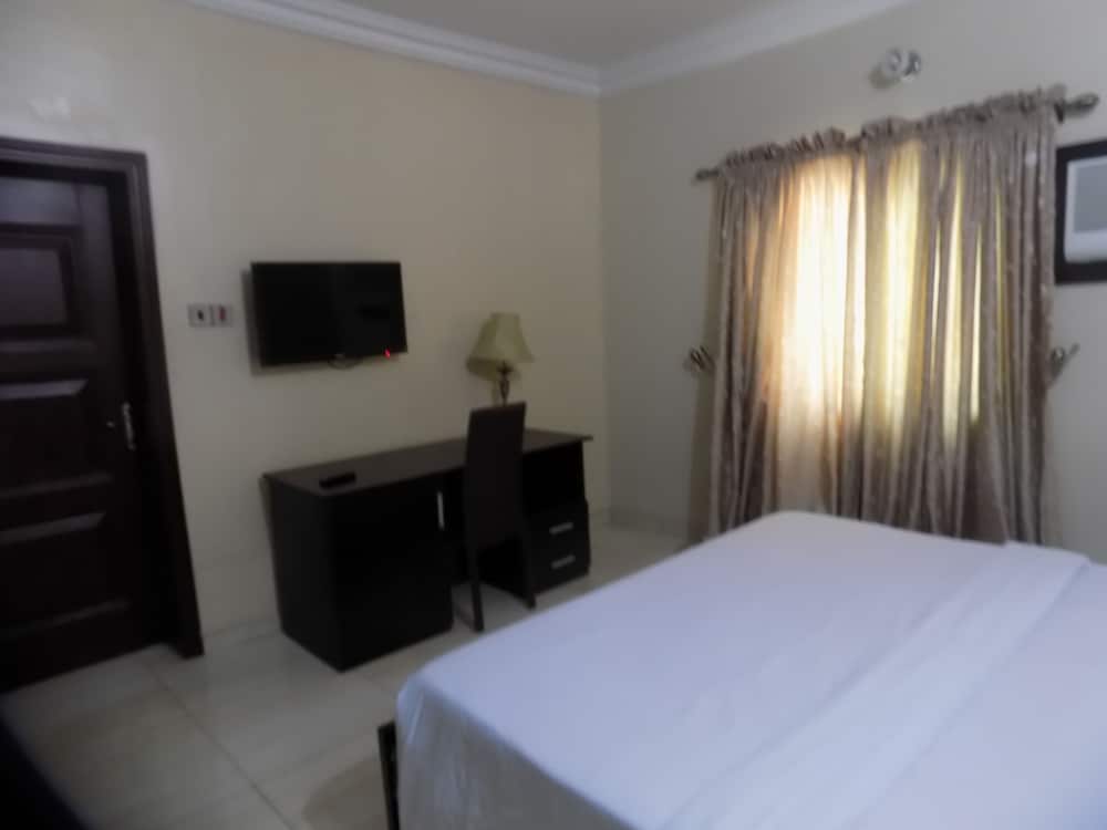 Deluxe Double Room, 1 Queen Bed photo 3