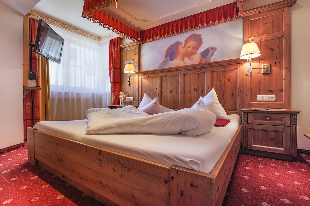 Traditional Suite, Balcony, Mountain View (Engerl Typ B)