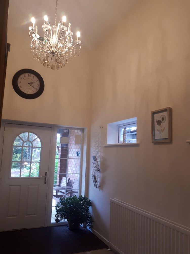 Deluxe Double Room, Ensuite, Garden View (Ground Floor ) photo 3