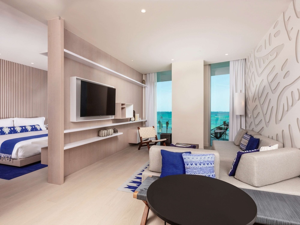 Deluxe Suite, 1 Bedroom, Oceanfront