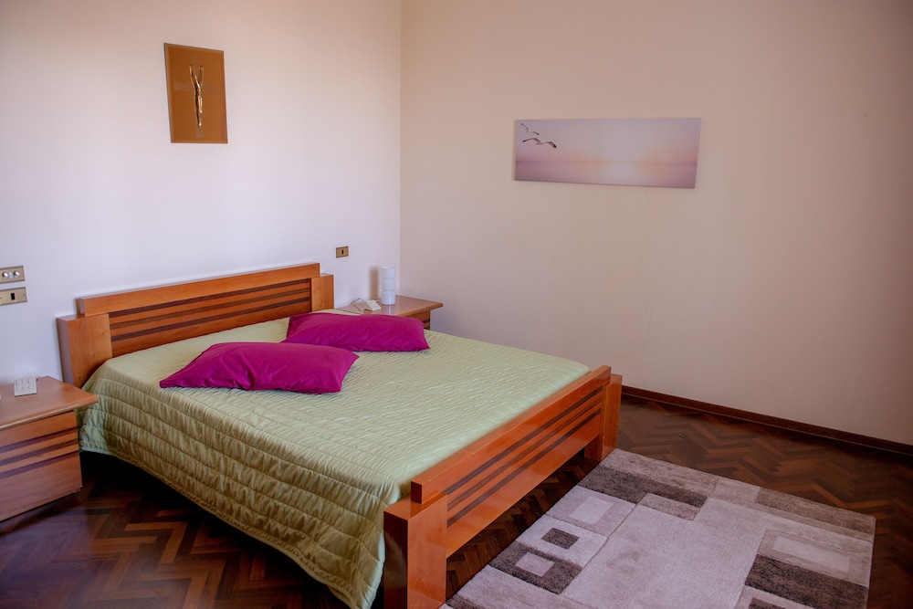 Villa, 4 Bedrooms, Hill View photo 1