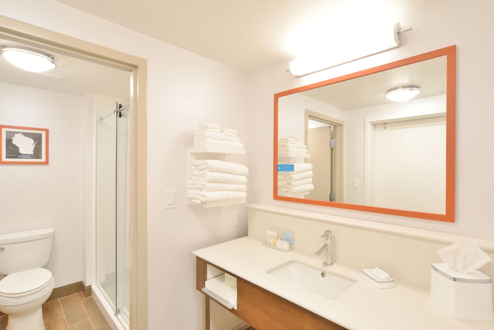 Studio, 2 Queen Beds, Accessible (Hearing) photo 2