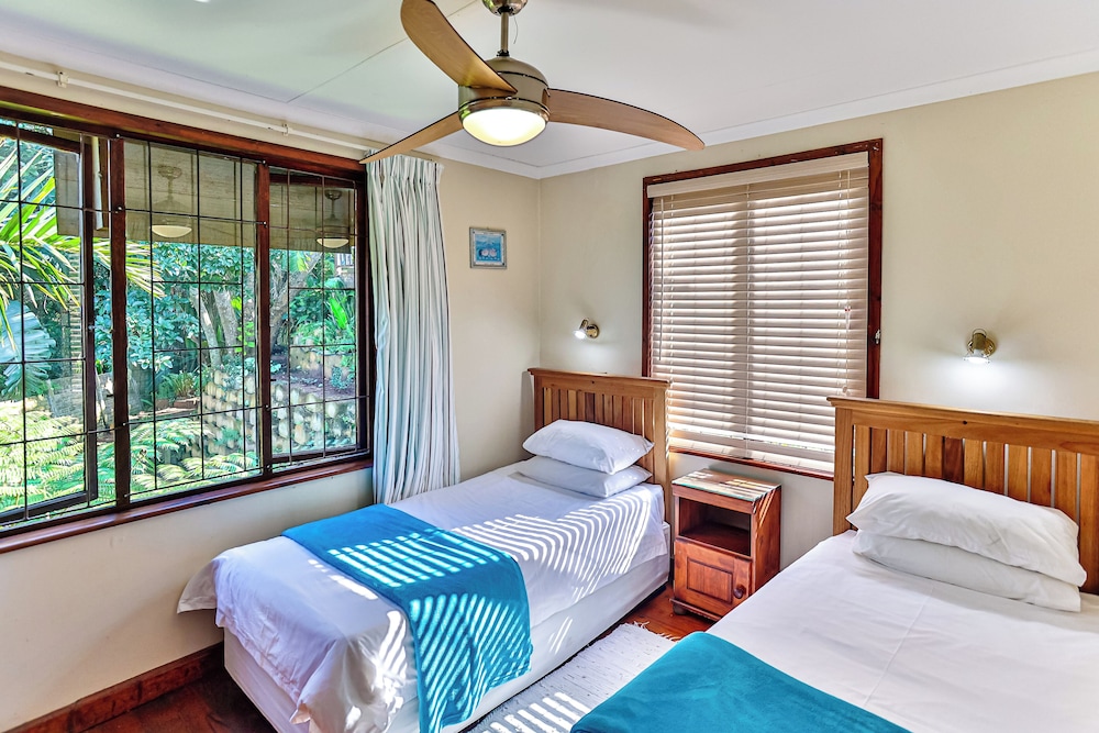 Family Cabin (Tree Tops) photo 3