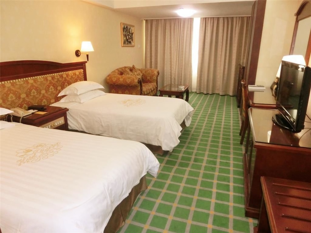 Standard Twin Room - Photo 10