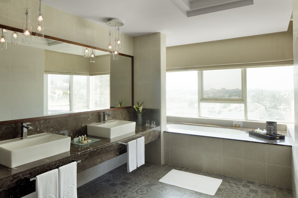 Suite, 1 Bedroom, Terrace (Spacious) photo 2