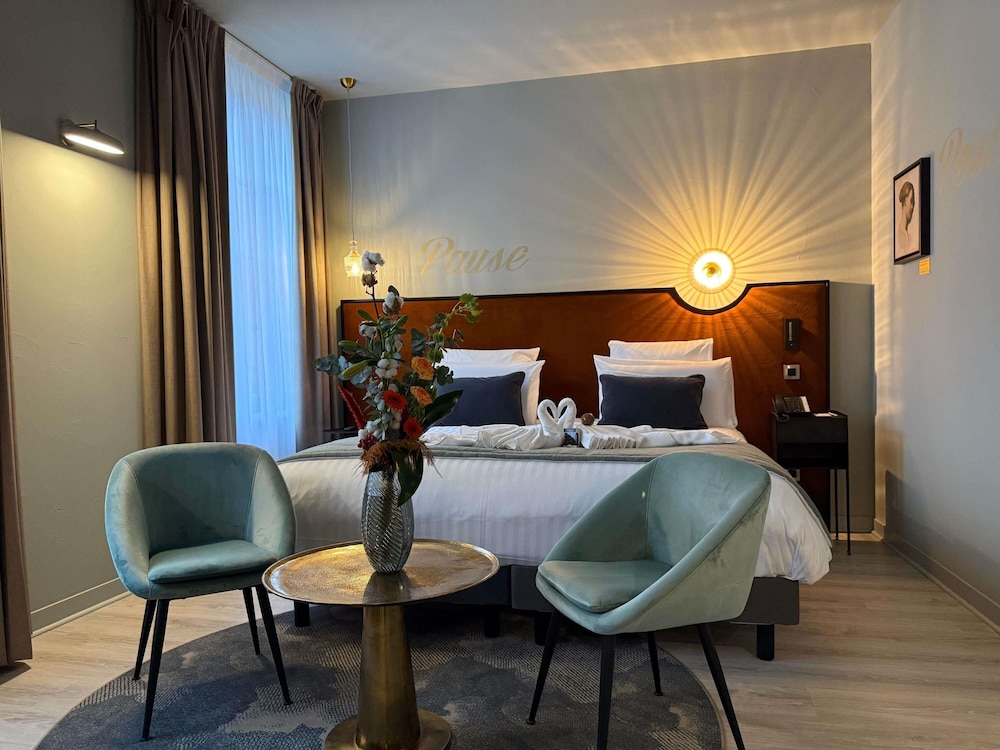 Privilege, Room, 1 King Bed photo 3