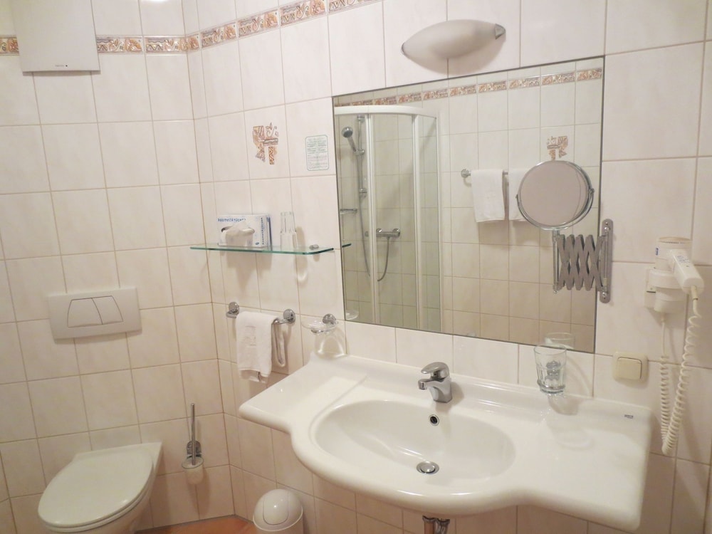 Angebots Doppelzimmer photo 3