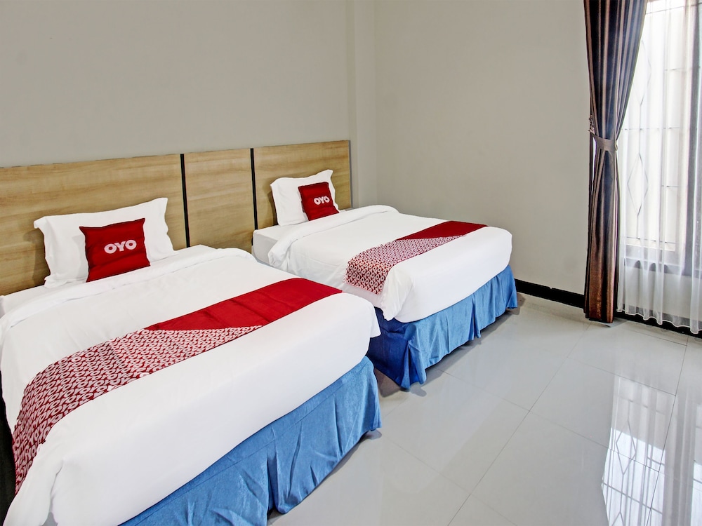 Deluxe Twin Room photo 3