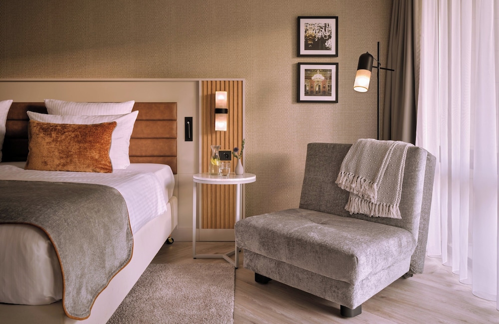 Comfort Room - Photo 4