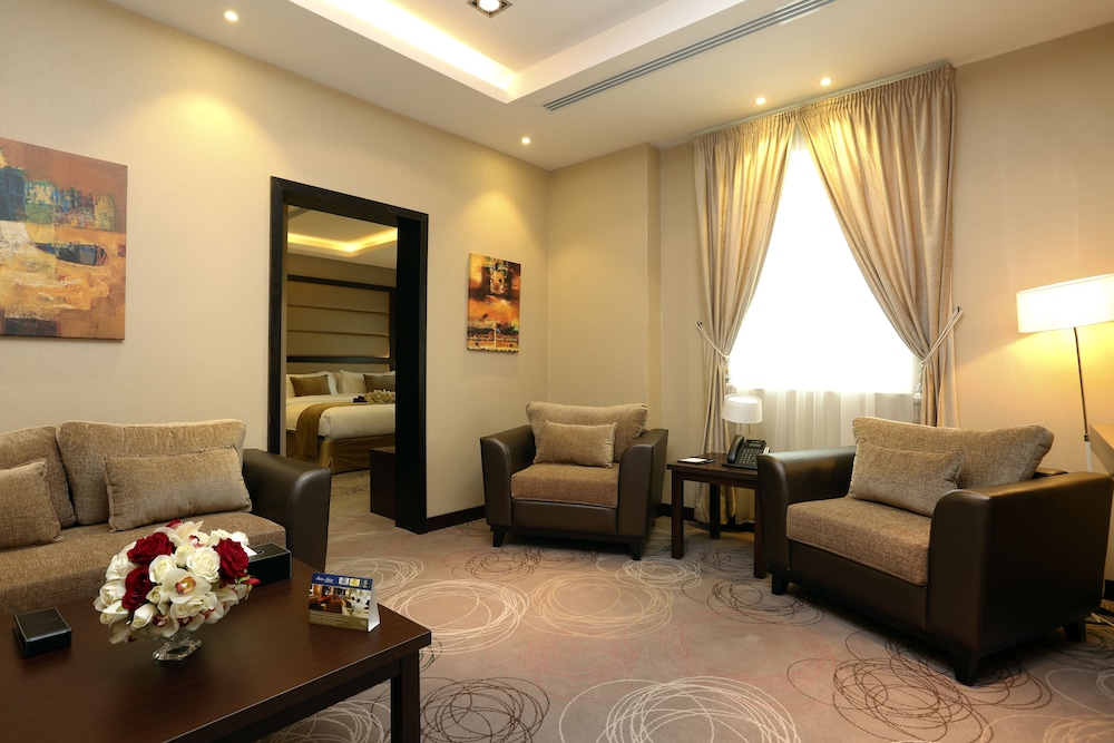 Junior Suite King - Photo 3