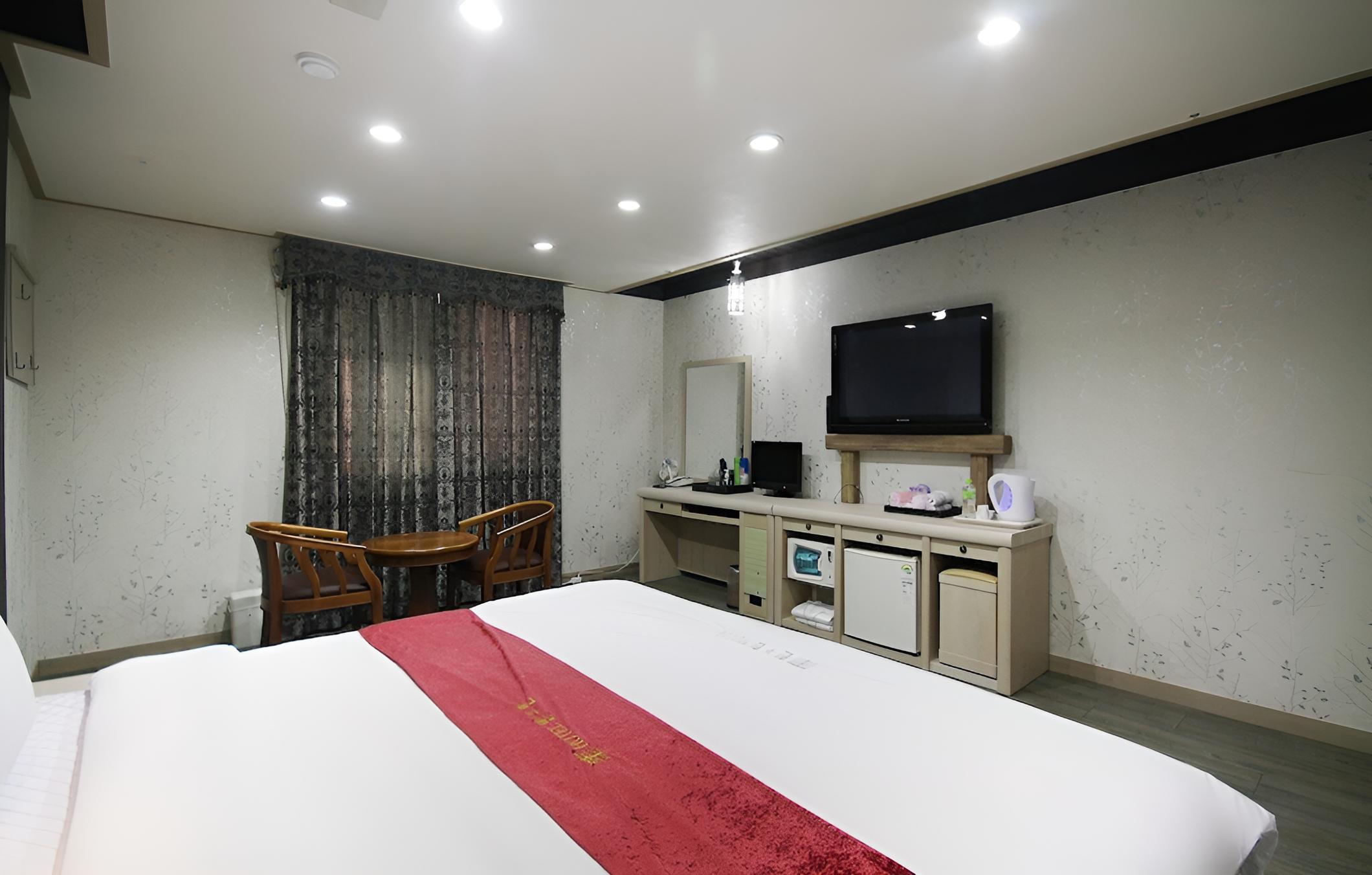 Room (Special Room) - Photo 5